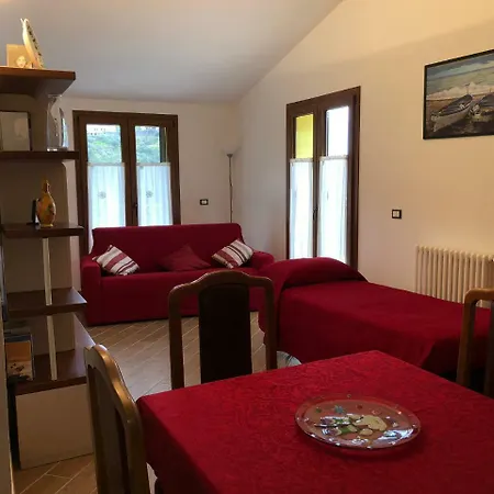 Ll Giardino Del Ballo Holiday home *